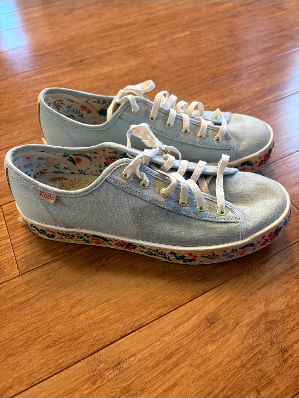 Keds Light Blue Canvas Sneakers with Floral Platform Trim - women’s size 8